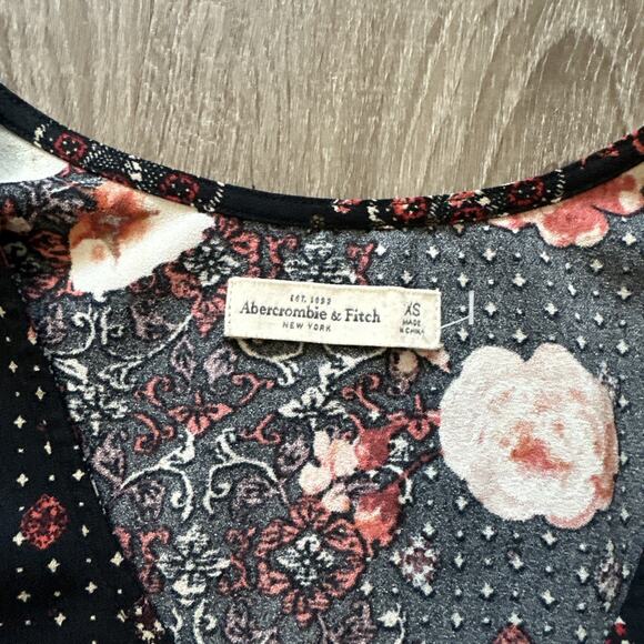 Abercrombie & Fitch long sleeve v-neck flare dress size XSmall, new without tags - Picture 7 of 12